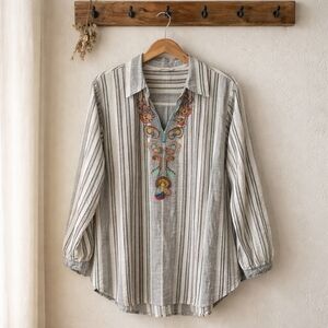 Soft Surroundings Boho Embroidered Top